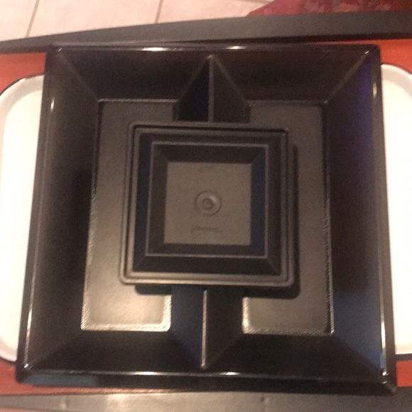 Tupperware Get Together Vegetable/ Dip Serving Tray - Picture 1 of 16